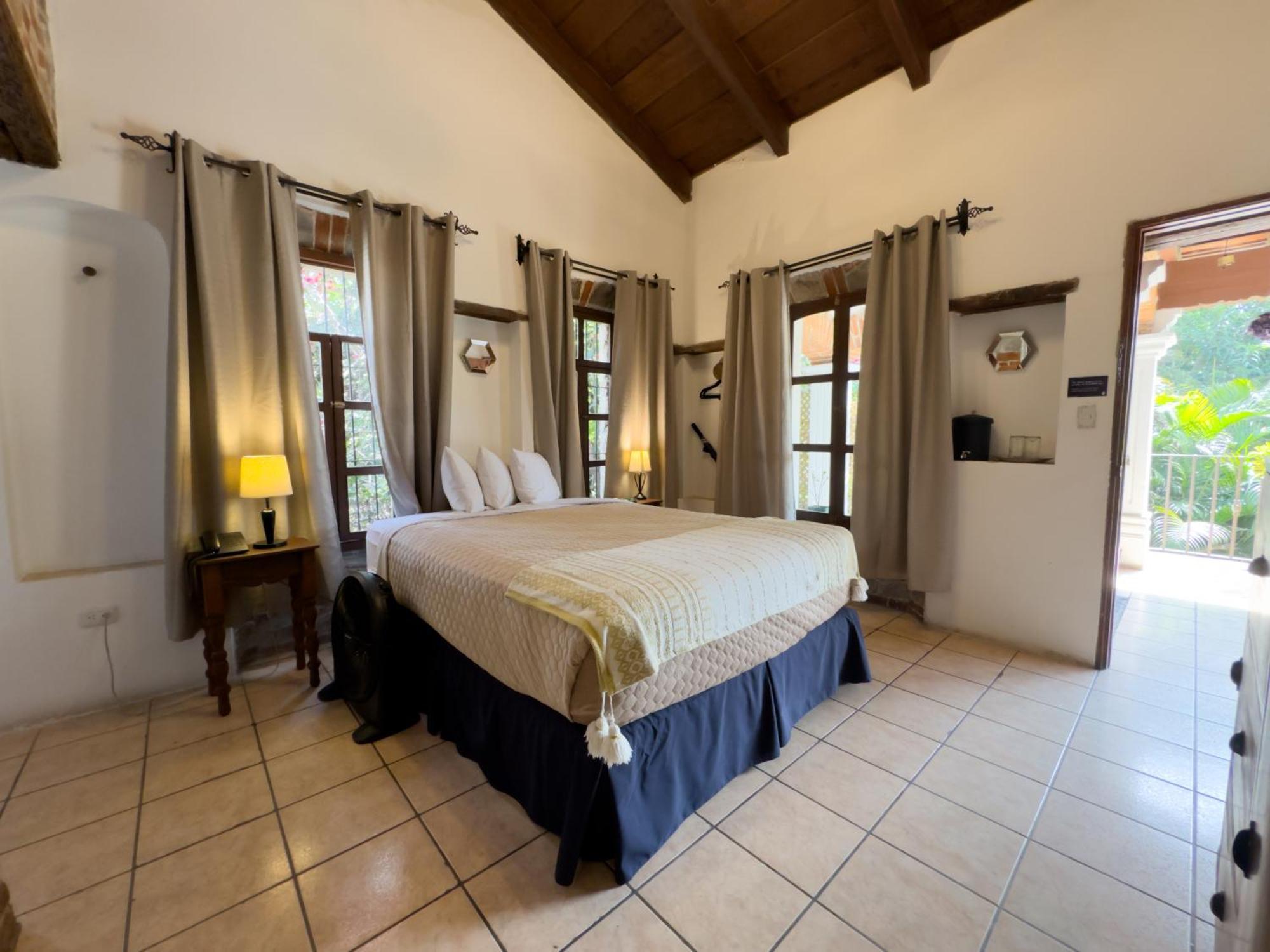 Hotel Cacique Real Antigua Zewnętrze zdjęcie